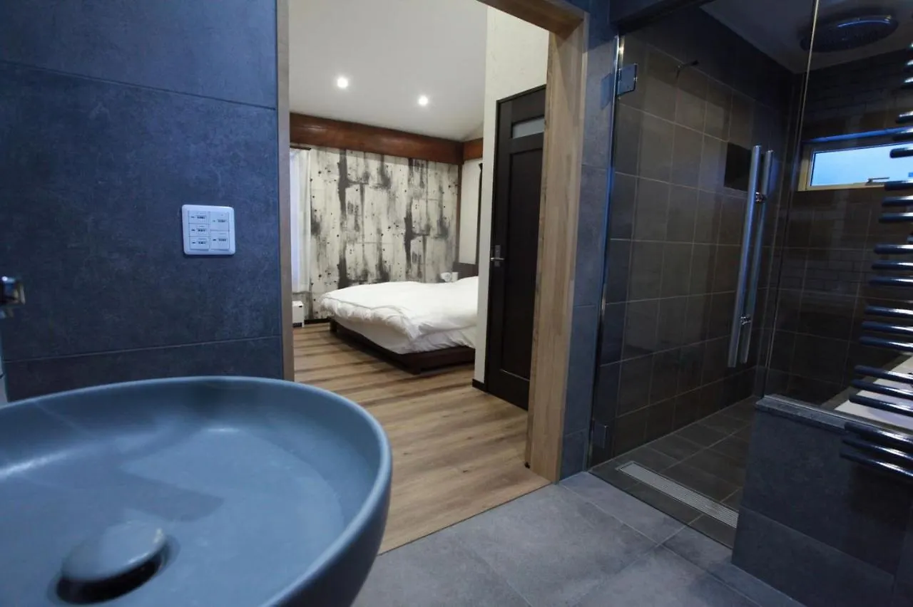 Chise Fukuro By H2 Life Villa Furano 0*,